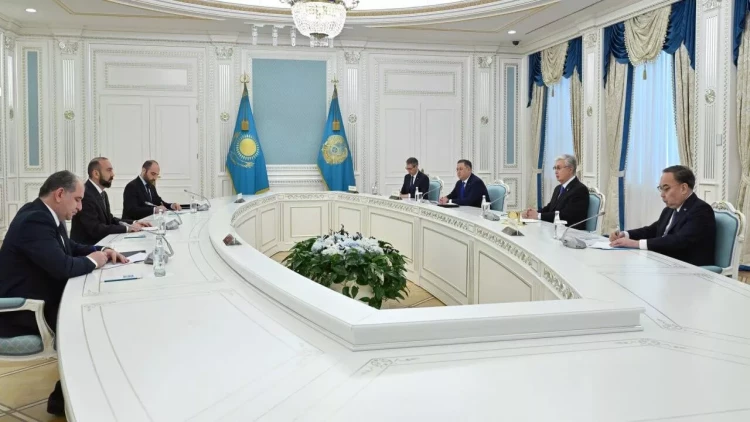 Azərbaycan və Ermənistan arasında sülh müqaviləsi regionda təhlükəsizlik və əməkdaşlığı möhkəmləndirəcək - Tokayev