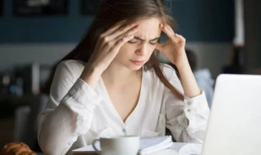 Baş ağrısını kəsən təbii vasitə