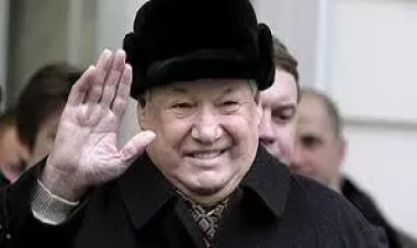 Yeltsinə sui-qəsd edən şəxs TAPILDI: elə yerdə işləyirmiş ki....