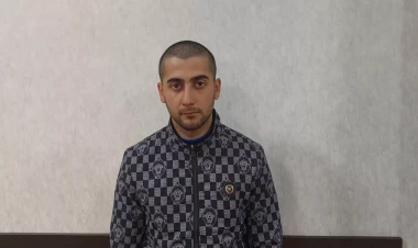 Maşınları qaçırdıb, qəza törətdi