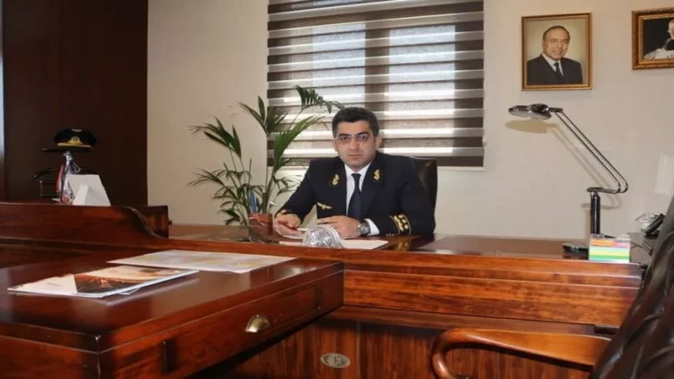 Yenidən köhnə işinin başına keçdi