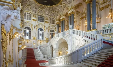 İmperator I Pavelin əyləşdiyi taxtın üstünə çıxmışdı - SAXLANILDI - FOTO