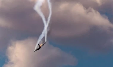 Dəhşətli təyyarə qəzası - pilot həlak oldu