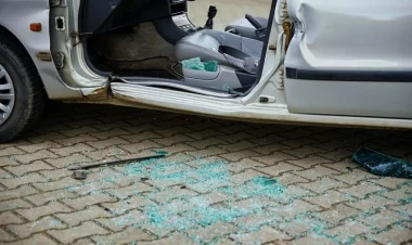 Zəncirvarı qəza - xəsarət alanlar var - FOTO