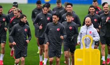 Türkiyə millisində ciddi itkilər: 2 əsas oyunçu heyətdən çıxarıldı