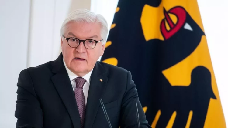 İlk dəfə Azərbaycana gəlir