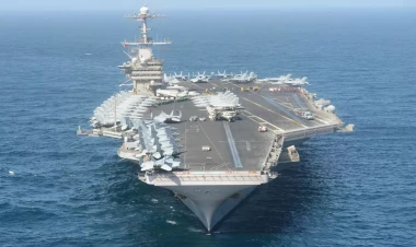 Husilər ABŞ gəmisinə yenidən zərbə endirdilər - yenilənib