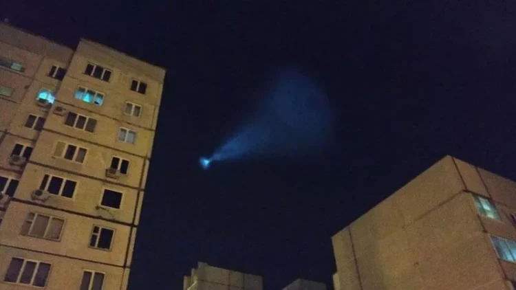 Azərbaycanda səmada naməlum obyekt: insanlar təşvişdə - VİDEO