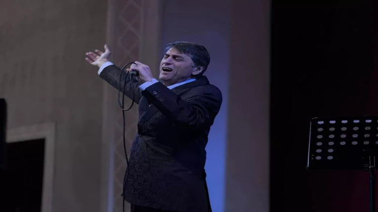 Sərxan Sərxan nostalji konsert proqramı ilə çıxış edib - FOTO