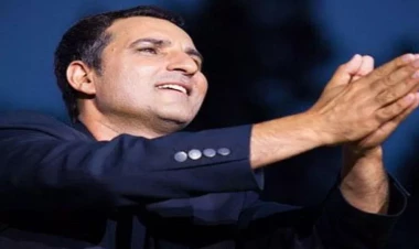 Rafet El Roman ən lazımsız mahnısını açıqladı - FOTO