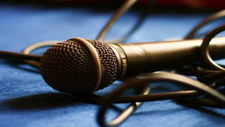 Tanınmış müğənni prokurorluğa çağrıldı - FOTO