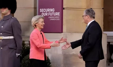 Londonda Ukrayna üzrə Avropa sammiti başladı