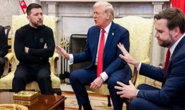 Zelenski niyə kostyum geyinmir?