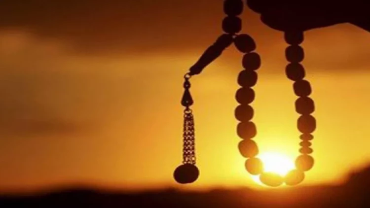 Azərbaycanda 110 minə təsbeh satılır - FOTO