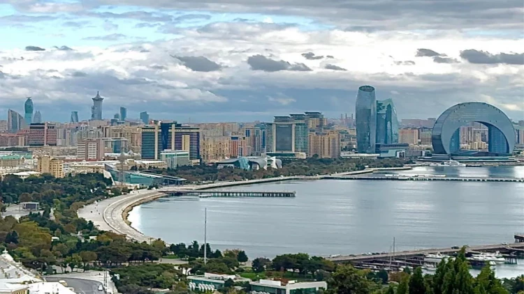 Fransanın dənizaşırı ərazilərdən olan mətbuat nümayəndələrinin Azərbaycana səfəri başlayıb