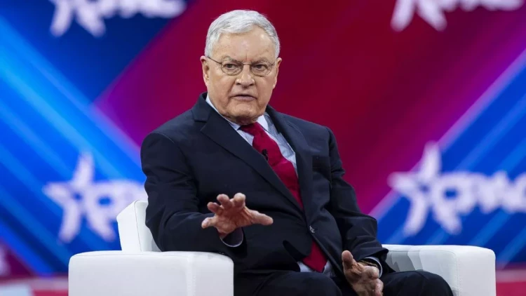 Trampın nümayəndəsi ilə Zelenskinin mətbuat konfransı ləğv edildi