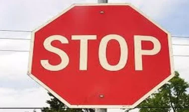 Azərbaycanda sabiq bələdiyyə sədrinin ölkədən çıxışına QADAĞA QOYULDU