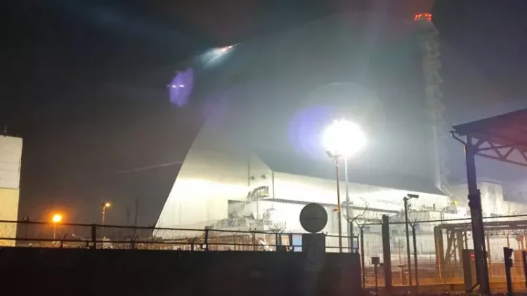 Rusiya Çernobıl sığınacağını vurdu - VİDEO