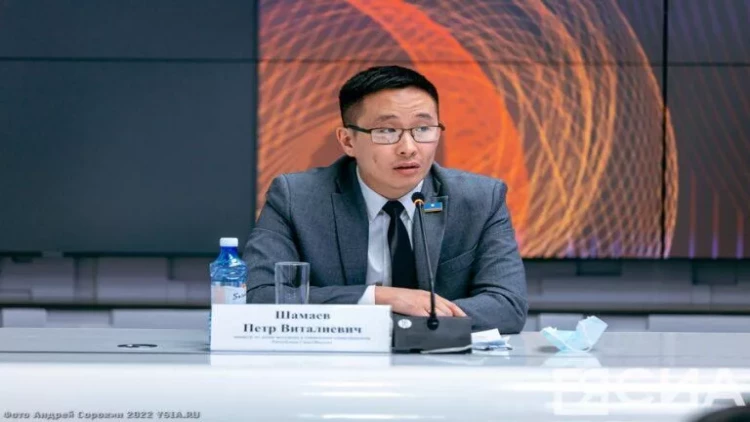 Rusiyalı nazir minaya düşdü - FOTO