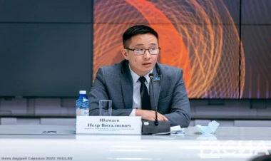 Rusiyalı nazir minaya düşdü - FOTO