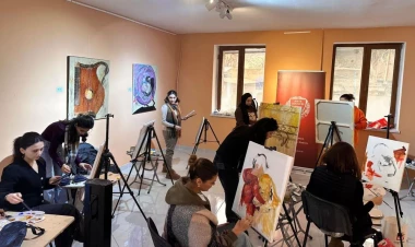 “Küçə Hekayələri” Vorkşopu: Sənət vasitəsilə sahibsiz heyvanların müdafiəsi - FOTO