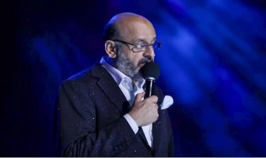 Özbək ifaçı Eyyub Yaqubovun mahnısını oxudu - VİDEO