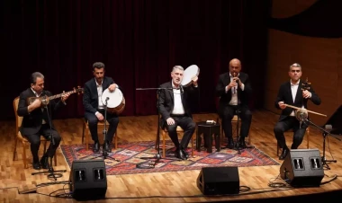 “Muğam dəstgahları”nda Xalq artisti Teyyub Aslanovun ifasında “Rahab” muğamı təqdim olundu – FOTO