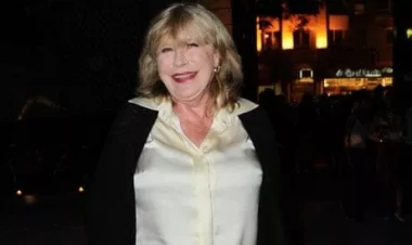 Məşhur müğənni öldü - FOTOlar