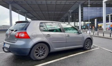 Hava limanında saxlanılan maşının parkinq borcu 200 mini keçdi - FOTO