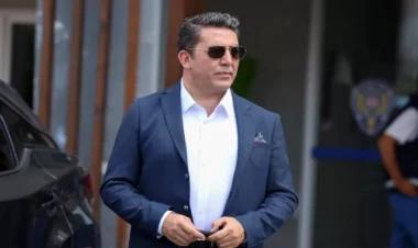 Tanınmış aktyorun yeni peşəsi təəccübləndirdi - FOTO