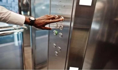 Liftlərdə güzgü niyə vacibdir? – Çoxları bilmir