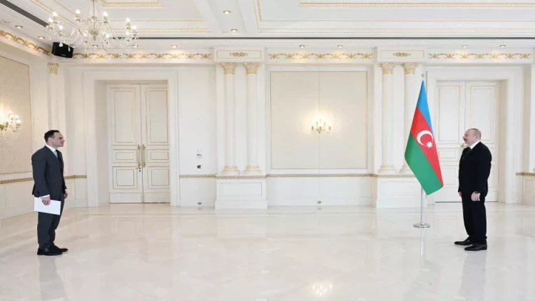 Prezident Sloveniyanın ölkəmizdə yeni təyin olunmuş səfirinin etimadnaməsini qəbul edib - VİDEO - FOTO