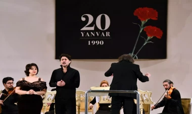 Filarmoniyada 20 yanvar faciəsi qurbanlarının xatirəsinə həsr olunmuş anım gecəsi keçirilib - FOTO