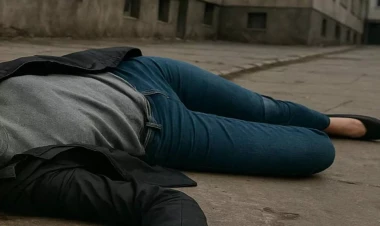 21 yaşlı qız binadan yıxılıb öldü