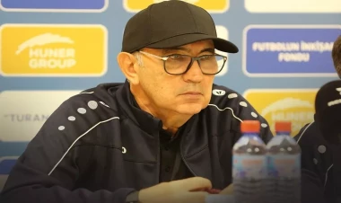 Kurban Berdıyevli rekord təkrarlanıb