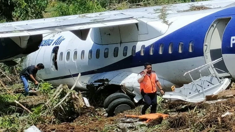 İndoneziyada təyyarə qəzasından qorxunc görüntülər - FOTOlar