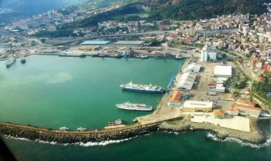 Trabzon limanı 1 milyon tondan çox yük qəbul edib