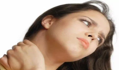 Boynunuza buz qoyub 20 dəqiqə gözləyin...