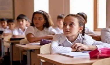 Məktəblərdə ilk dərs bu mövzuda olacaq - RƏSMİ