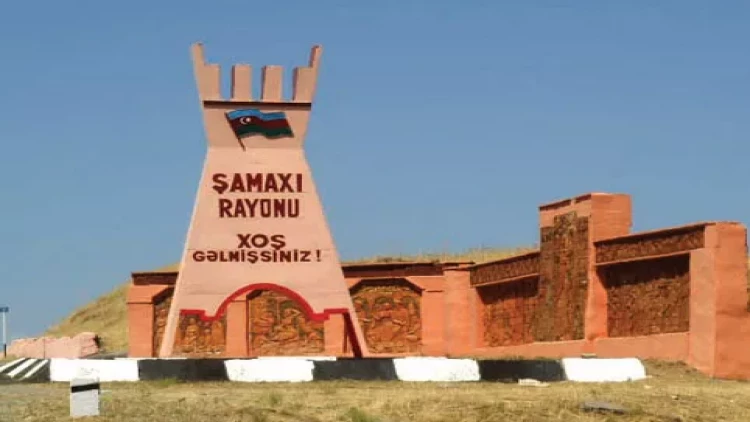 Şamaxıda 2 nəfər bıçaqlandı