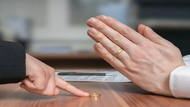 Yaxında boşanacaq bürclər - Onları ayrılıq gözləyir