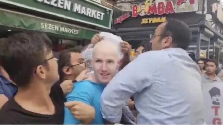 Başına torba keçirilən ABŞ hərbçisidir? - Rəsmi açıqlama