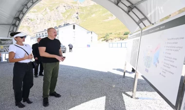 İlham Əliyev və Mehriban Əliyeva Kəlbəcərdə “İstisu” Müalicə-İstirahət Kompleksində aparılan işlərlə tanış olub - VİDEO - FOTO