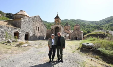 İlham Əliyev və Mehriban Əliyeva Kəlbəcərdəki Xudavəng monastır kompleksində olublar - VİDEO - FOTO