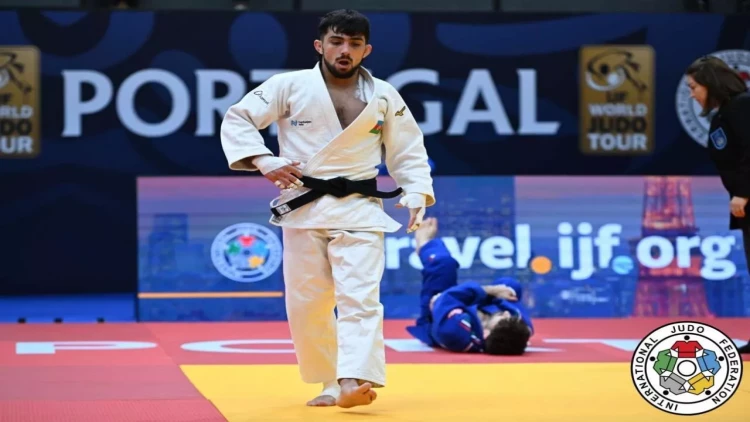 Zaqrebə 10 idmançı ilə