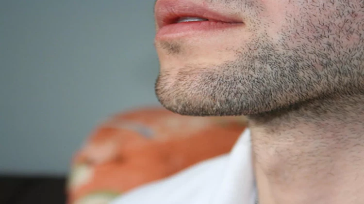 Azərbaycanlı gənc boğaz əməliyyatından sonra öldü