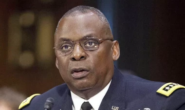 Ostindən əmr: “Linkoln” və “Ruzvelt” Yaxın Şərqdə…