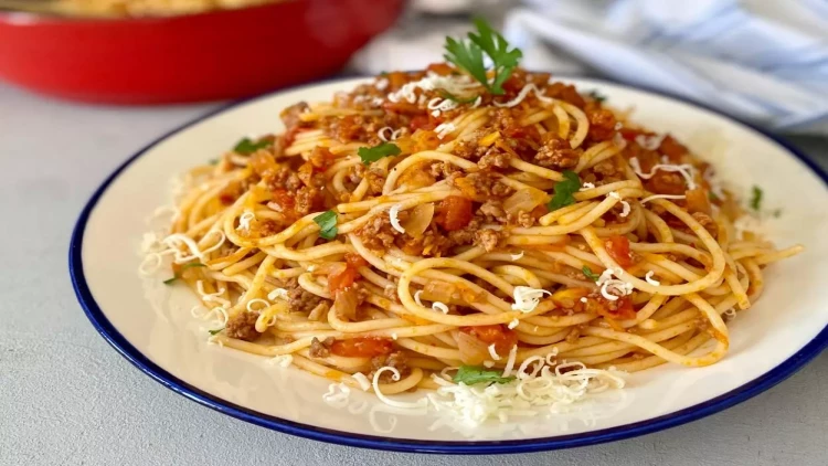 Spagetti bişirərkən bu səhvi etməyin - Çoxlarının bilmədiyi nüans