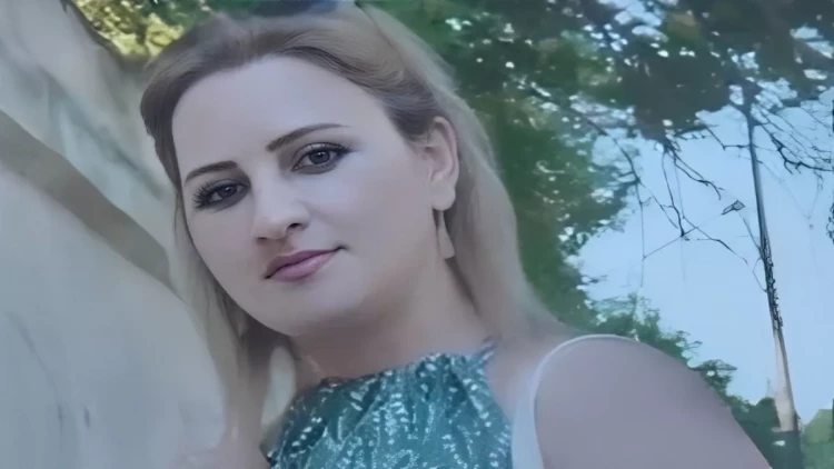 Övladlarını böyütmək üçün süpürgəçilik edən qadını oğlu öldürdü: Hadisə yerindən görüntülər