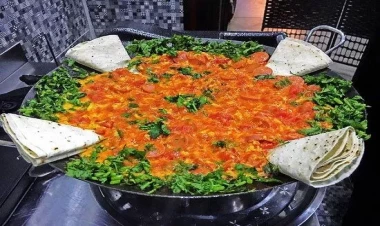 İstanbulda pomidor yumurta 900 manata satılır - VİDEO